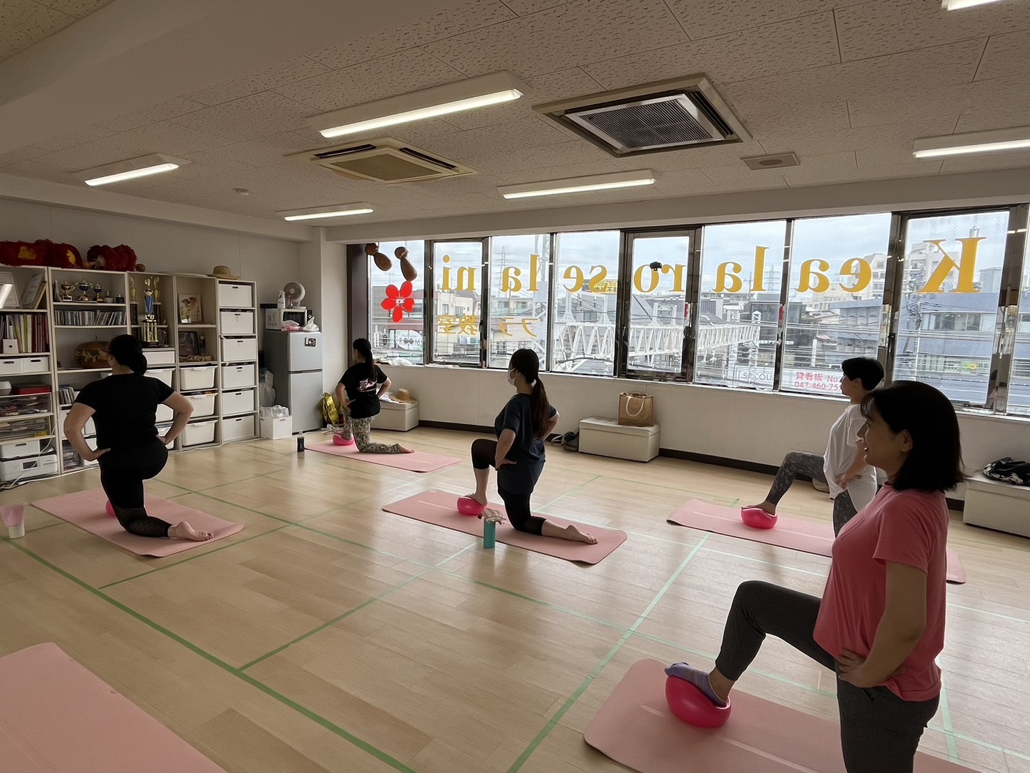 ヨガ グループレッスン